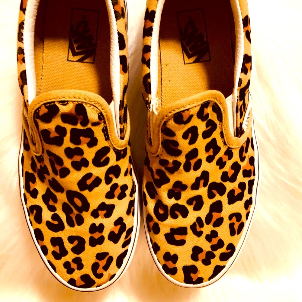 Girls Vans Cheetah Slip On